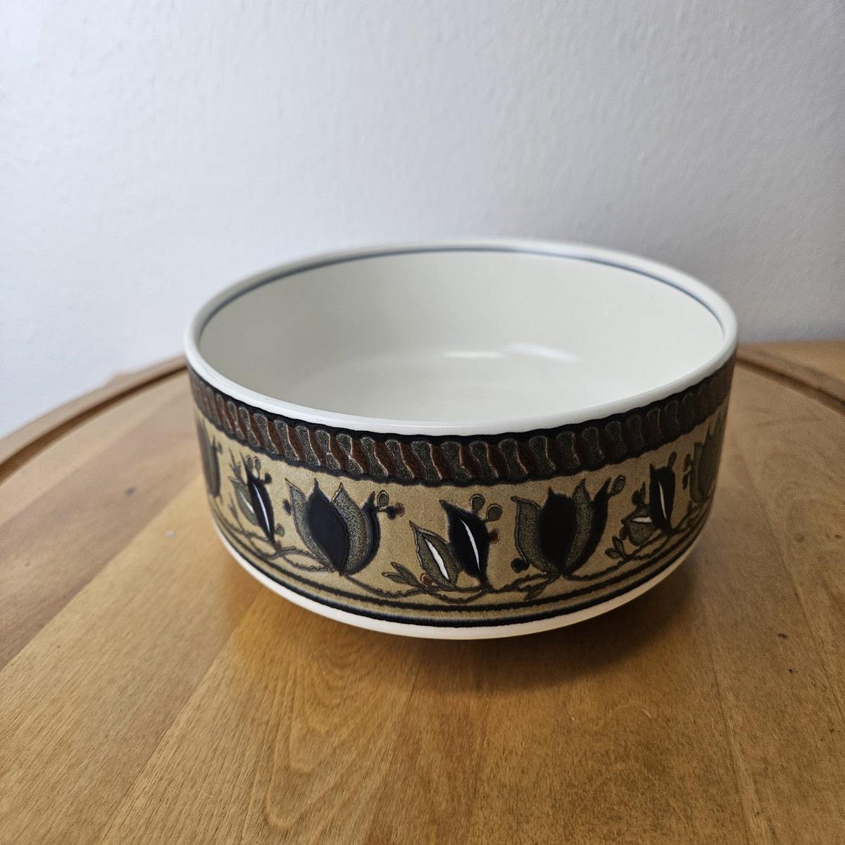 Mikasa Intaglio ARABELLA 8.25" Serving/Vegetable Bowl Oven To Table